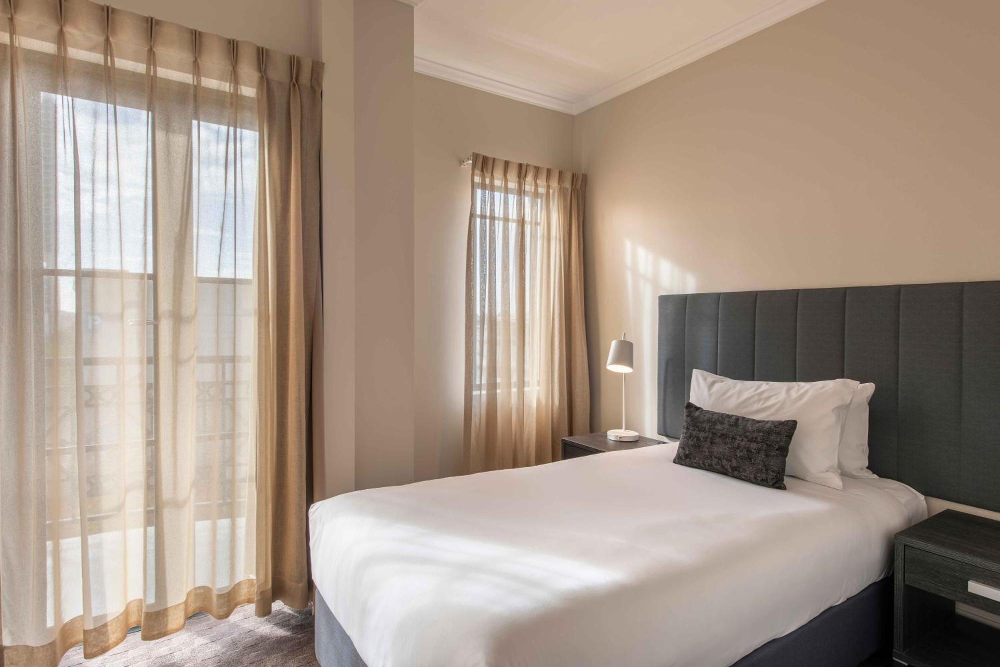 אדלייד Frome Apartments מראה חיצוני תמונה